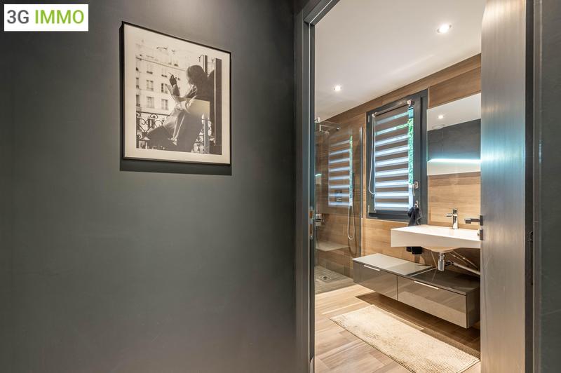 Villa - 222 m² - 5 pièces