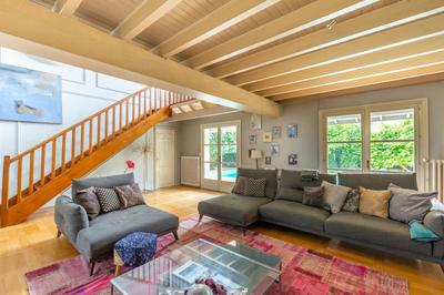 Maison - 320 m² - 8 pièces