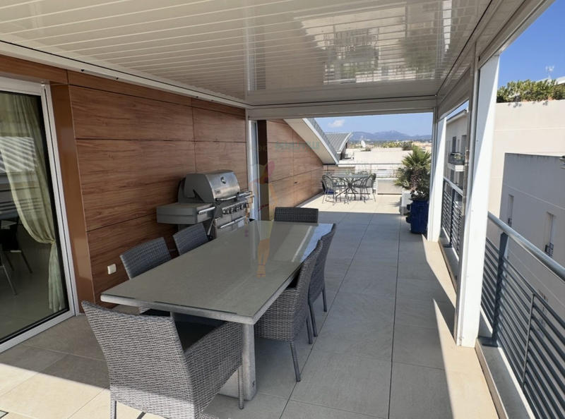 Appartement - 113 m² - 4 pièces