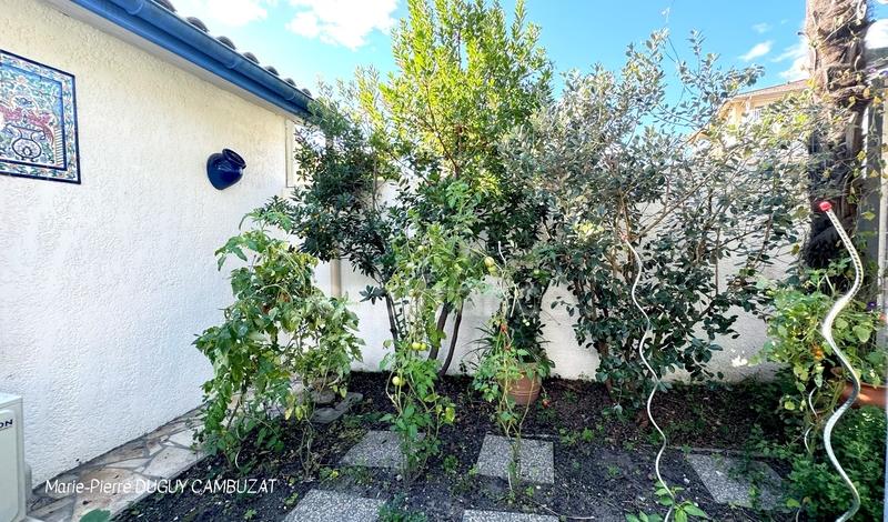 Maison - 236 m² - 10 pièces