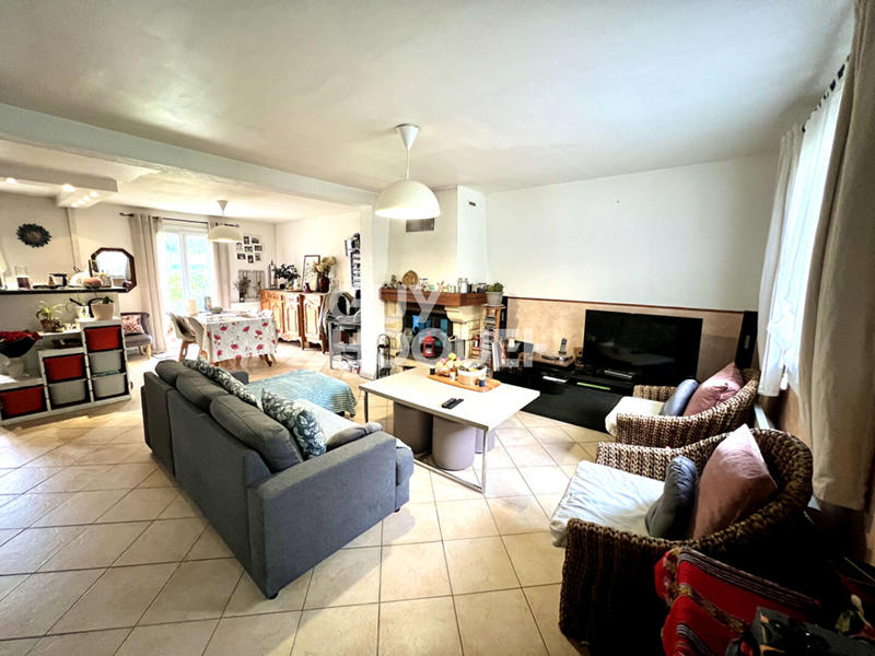 Maison - 89 m² - 5 pièces