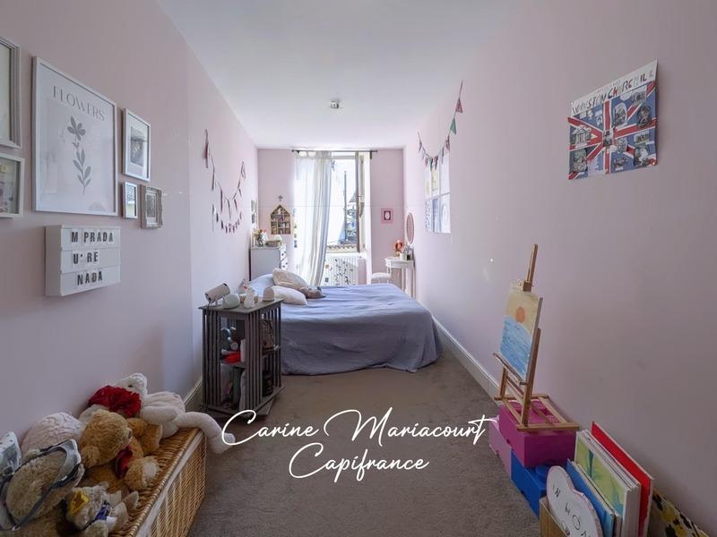 Maison bourgeoise - 238 m² - 9 pièces