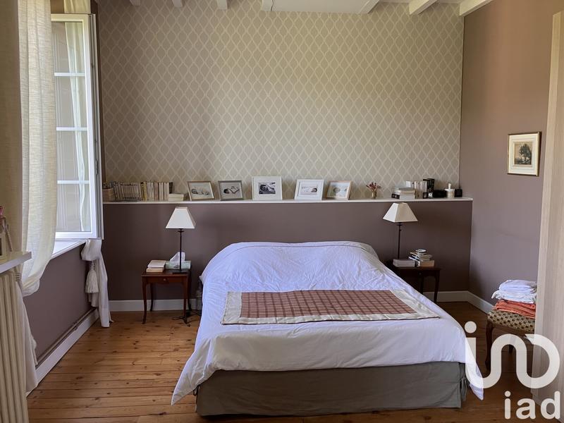 Maison - 250 m² - 9 pièces