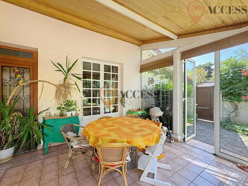 Maison - 178 m² - 6 pièces