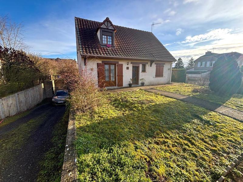 Maison - 110 m² - 4 pièces