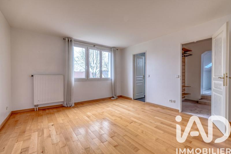 Maison - 182 m² - 8 pièces