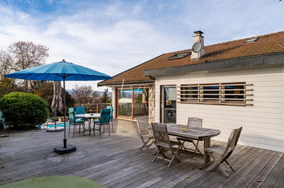 Villa - 235 m² - 8 pièces