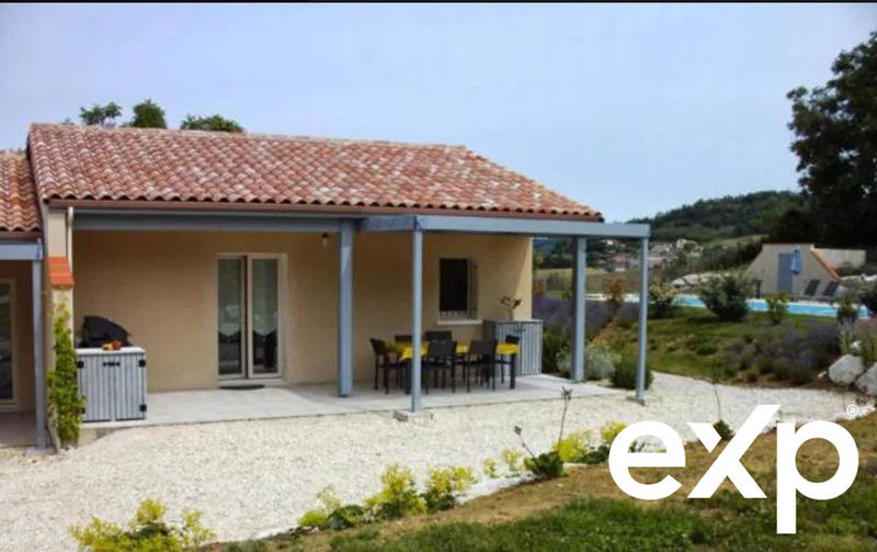 Maison - 185 m² - 11 pièces