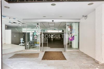 Local commercial - 576 m²