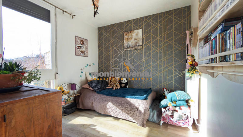 Appartement - 88 m² - 4 pièces