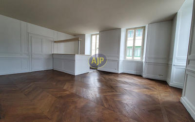 Appartement - 76 m² - 3 pièces