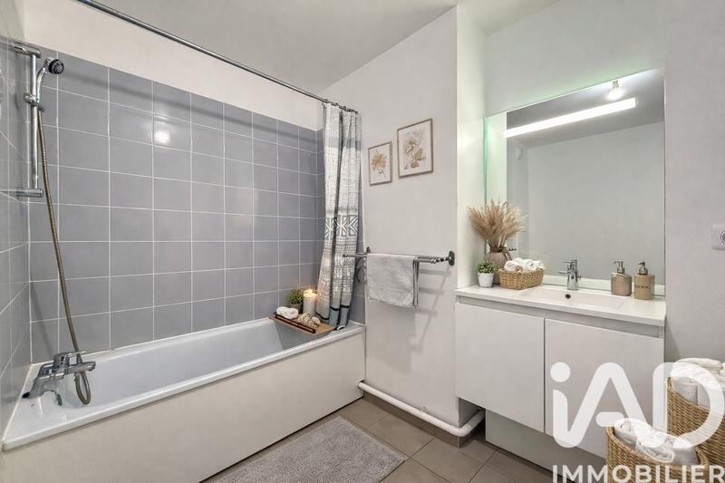Appartement - 75 m² - 4 pièces