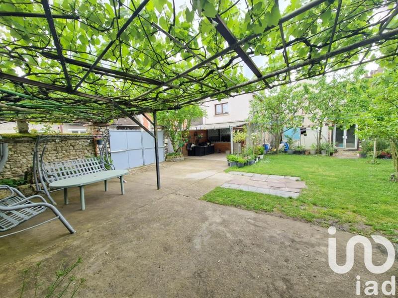 Maison - 140 m² - 7 pièces