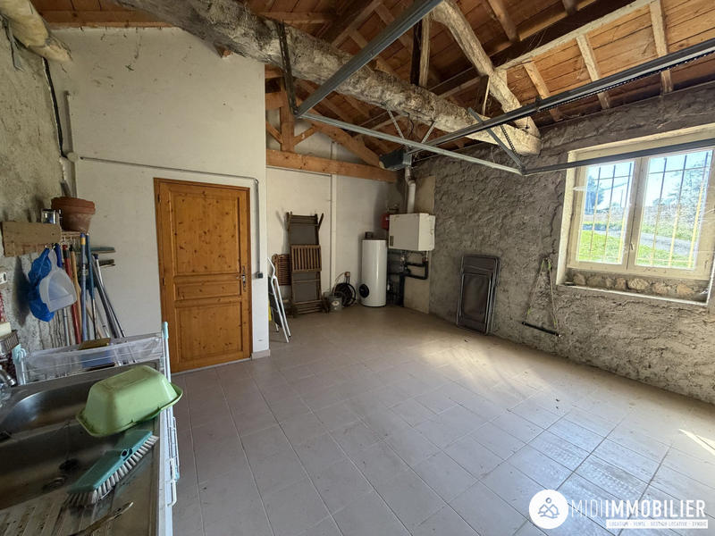 Maison - 239 m² - 7 pièces