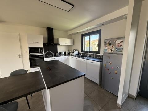 Maison - 90 m² - 4 pièces