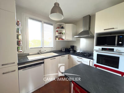 Maison - 114 m² - 6 pièces