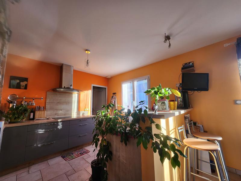 Maison - 90 m² - 5 pièces