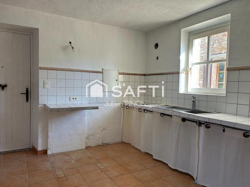 Maison - 180 m² - 5 pièces