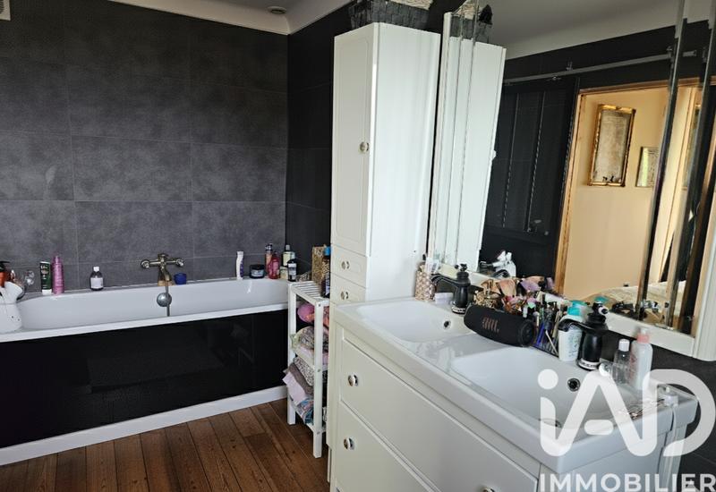 Maison de ville - 94 m² - 4 pièces