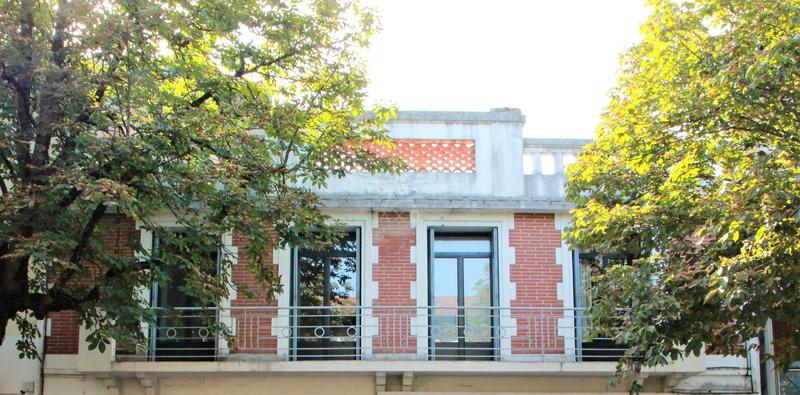 Maison de ville - 250 m² - 8 pièces