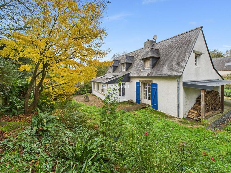 Maison - 120 m² - 8 pièces