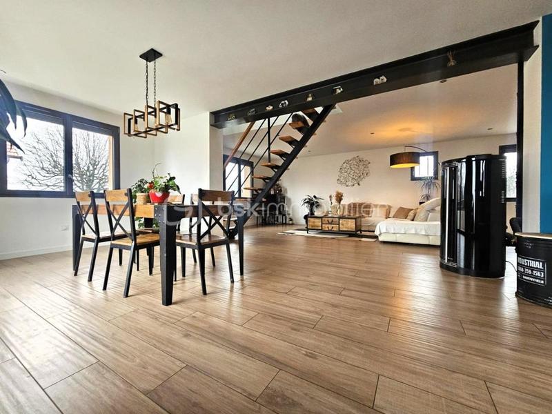 Maison - 140 m² - 4 pièces