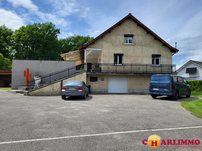 Maison traditionnelle - 130 m² - 5 pièces