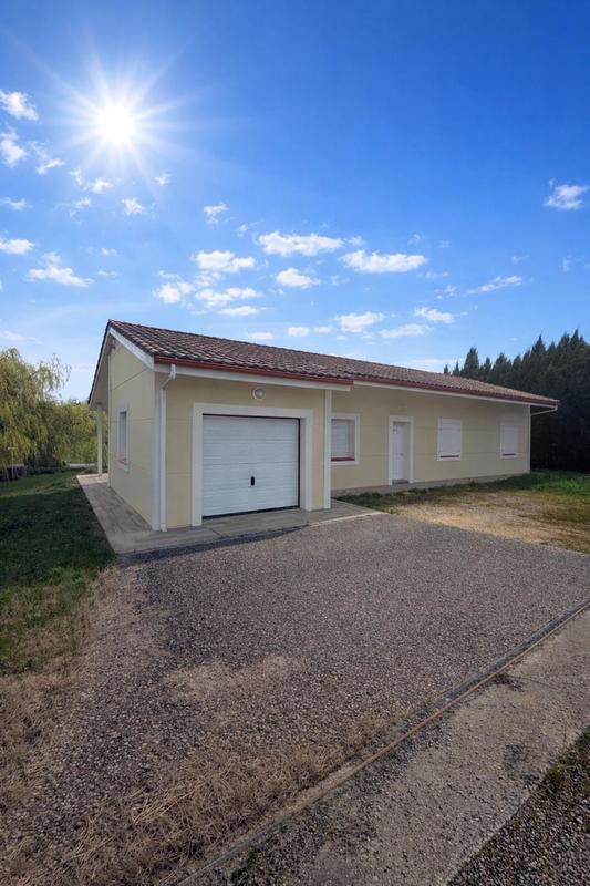 Maison - 105 m² - 4 pièces