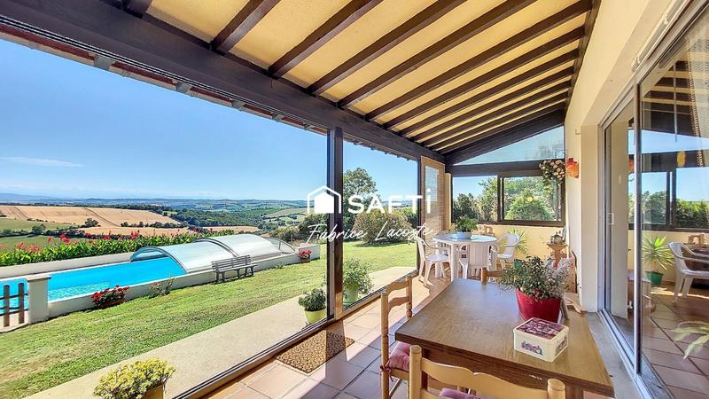 Maison - 95 m² - 3 pièces