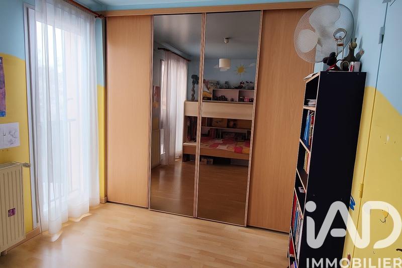 Maison - 92 m² - 6 pièces