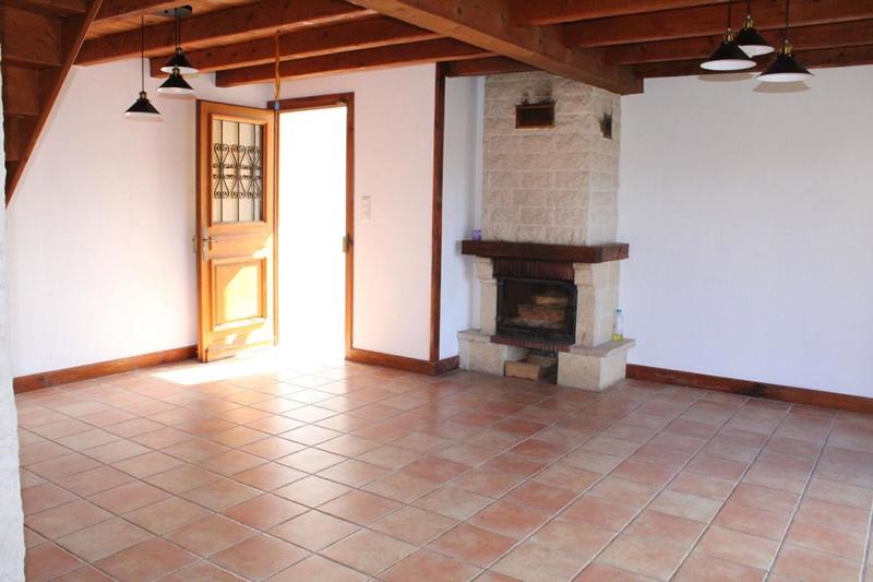 Maison - 90 m² - 6 pièces