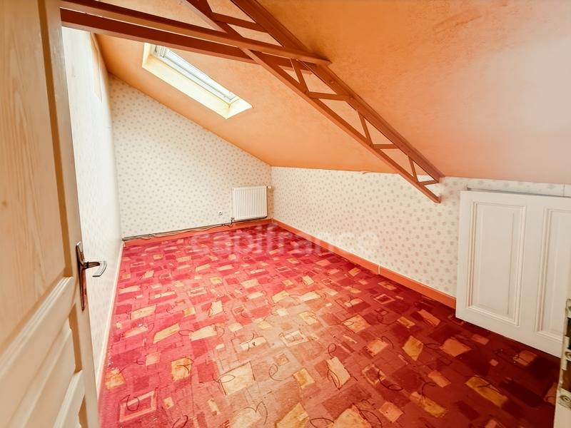 Immeuble - 193 m² - 9 pièces