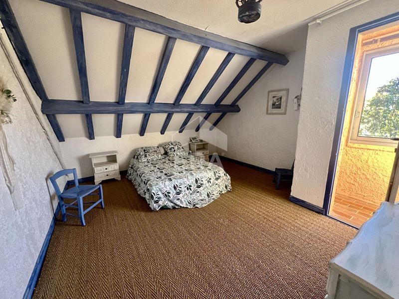 Maison - 198 m² - 8 pièces