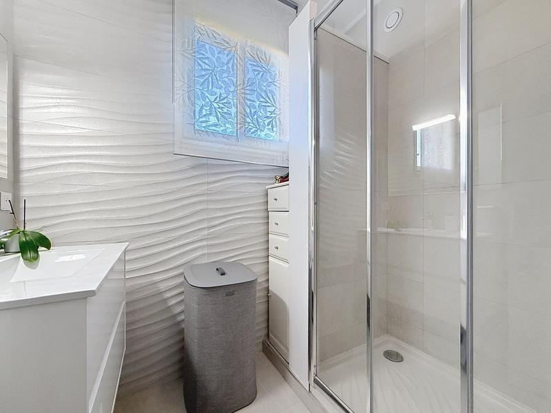 Appartement - 80 m² - 3 pièces