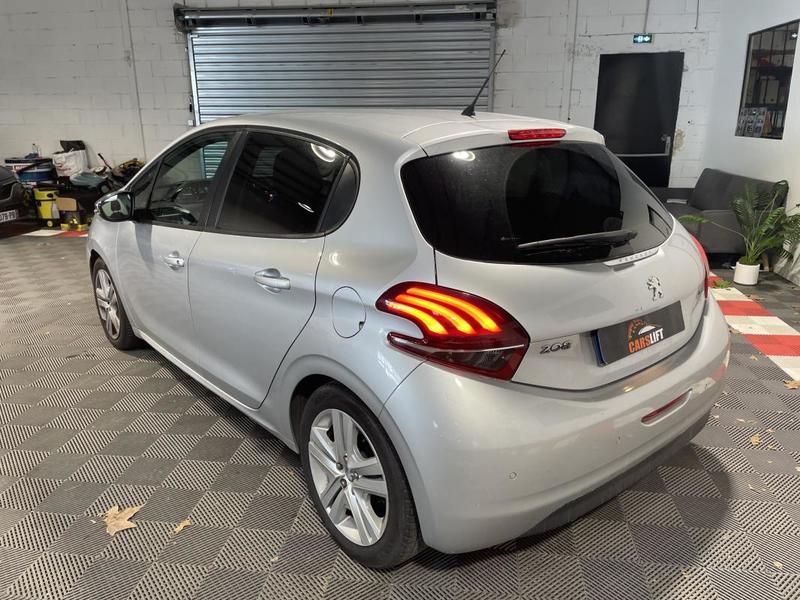 Peugeot 208 1.2 Vti 82ch Style-Distribution à Jour-Garantie 6 Mois-