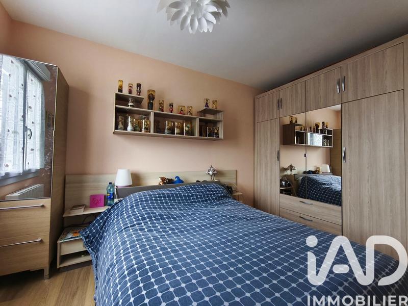 Maison - 177 m² - 8 pièces