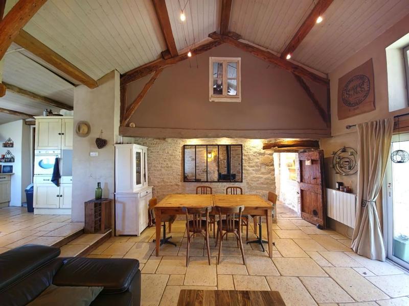 Maison en pierre - 135 m² - 7 pièces