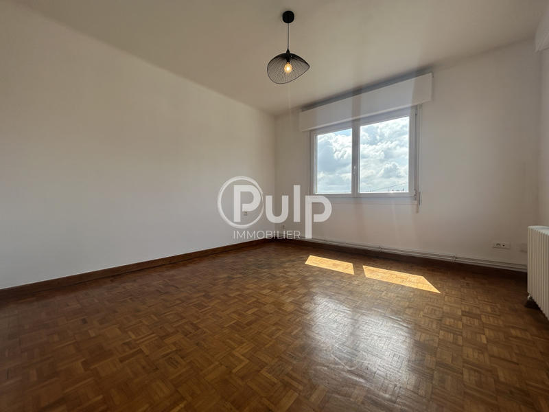 Appartement - 110 m² - 4 pièces