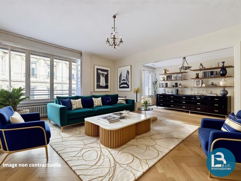 Appartement - 110 m² - 5 pièces