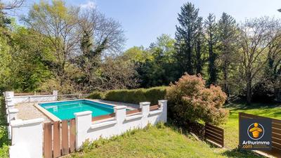 Maison - 170 m² - 7 pièces