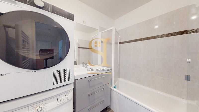 Appartement - 65 m² - 4 pièces