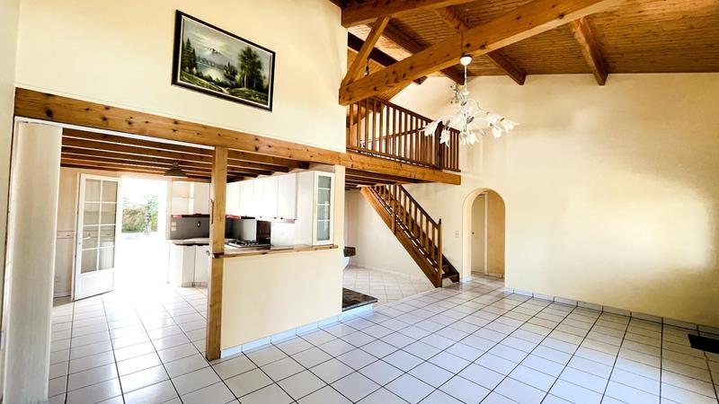 Maison - 106 m² - 5 pièces