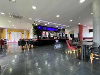 Local commercial - 280 m²