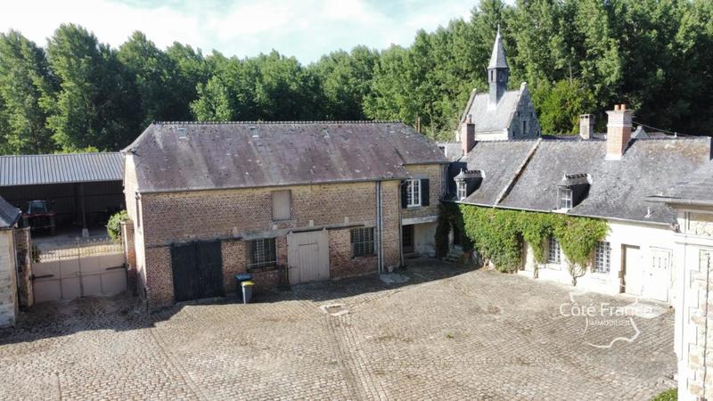 Maison - 278 m² - 14 pièces