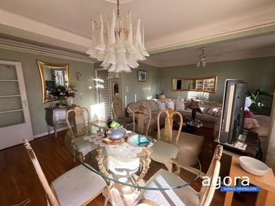 Appartement - 83 m² - 5 pièces