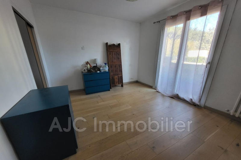 Appartement - 91 m² - 4 pièces