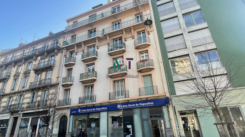 Appartement - 71 m² - 3 pièces