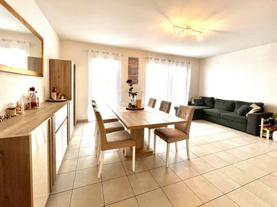 Maison - 86 m² - 5 pièces