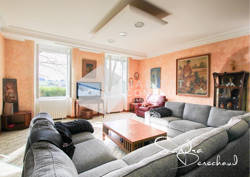 Maison - 283 m² - 9 pièces