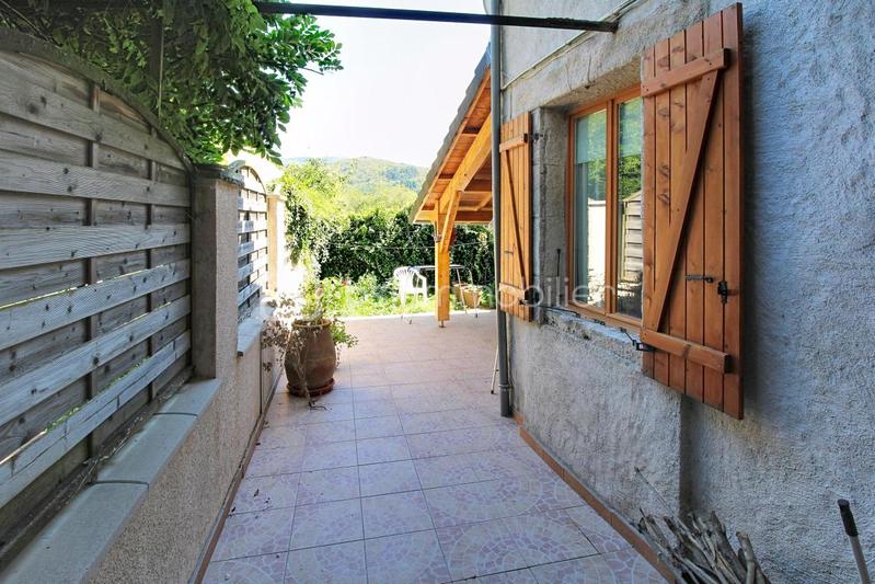 Maison - 190 m² - 11 pièces